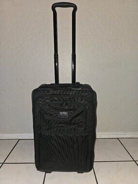 Tumi Alpha 2 International 22016D2 Expandable 2-Wheel Office Carry-On Luggage